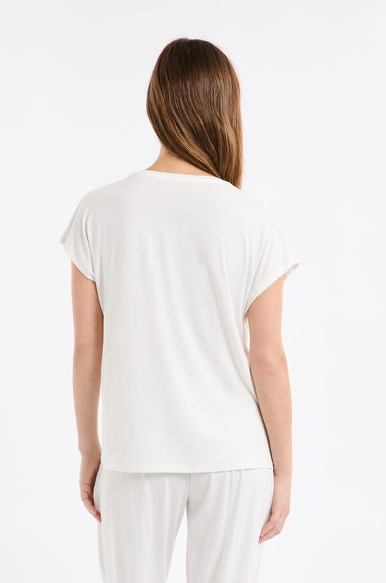 Top de manga corta liso de modal;${refinementColor}