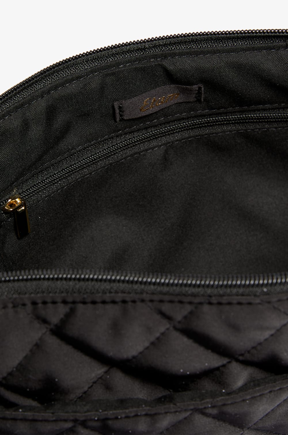 Trousse matelassée;${refinementColor}