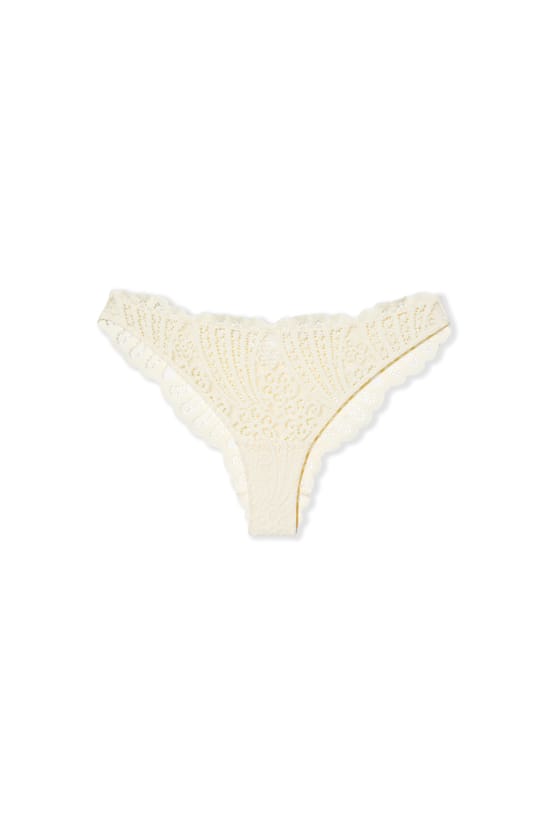 Tanga en dentelle;${refinementColor}