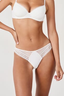 Tanga con detalles de encaje;${refinementColor}