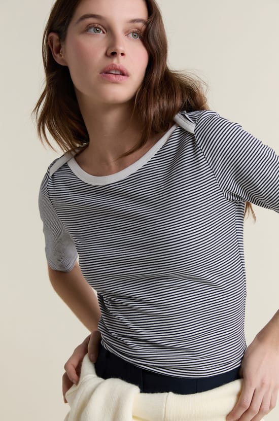 T-shirt col rond &agrave; rayures;${refinementColor}