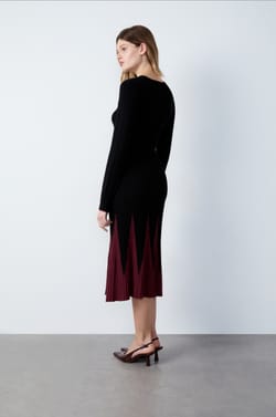 Long Ribbed Dress;${refinementColor}