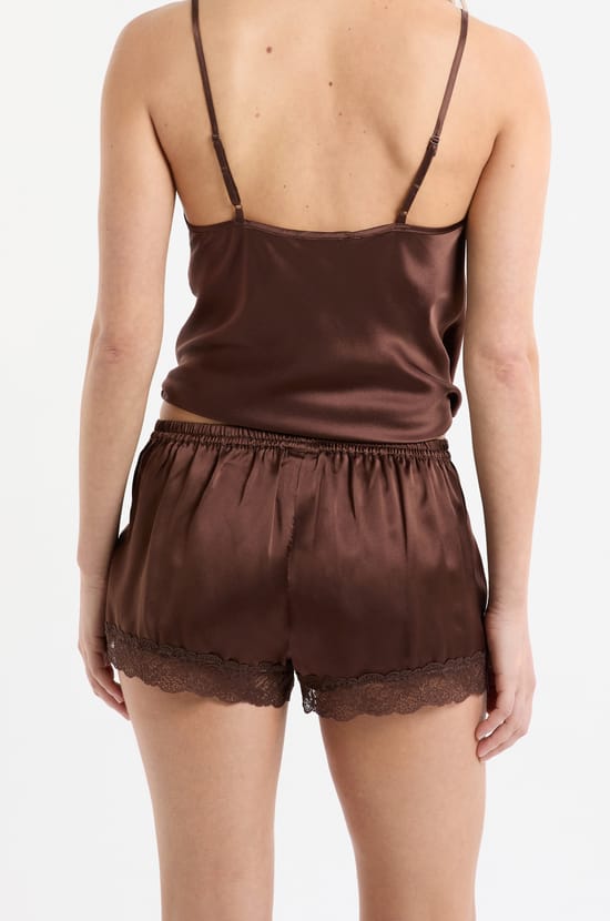 Short en soie détails dentelle;${refinementColor}