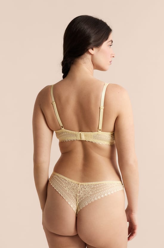 Podprsenka č. 7 &ndash;  Balkonetka;${refinementColor}