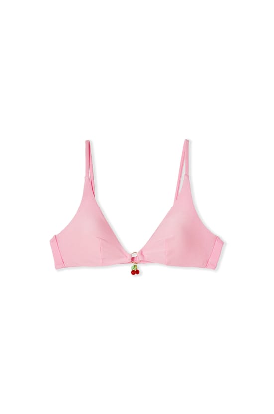 Haut de maillot de bain triangle satin&eacute; avec charm cerise;${refinementColor}