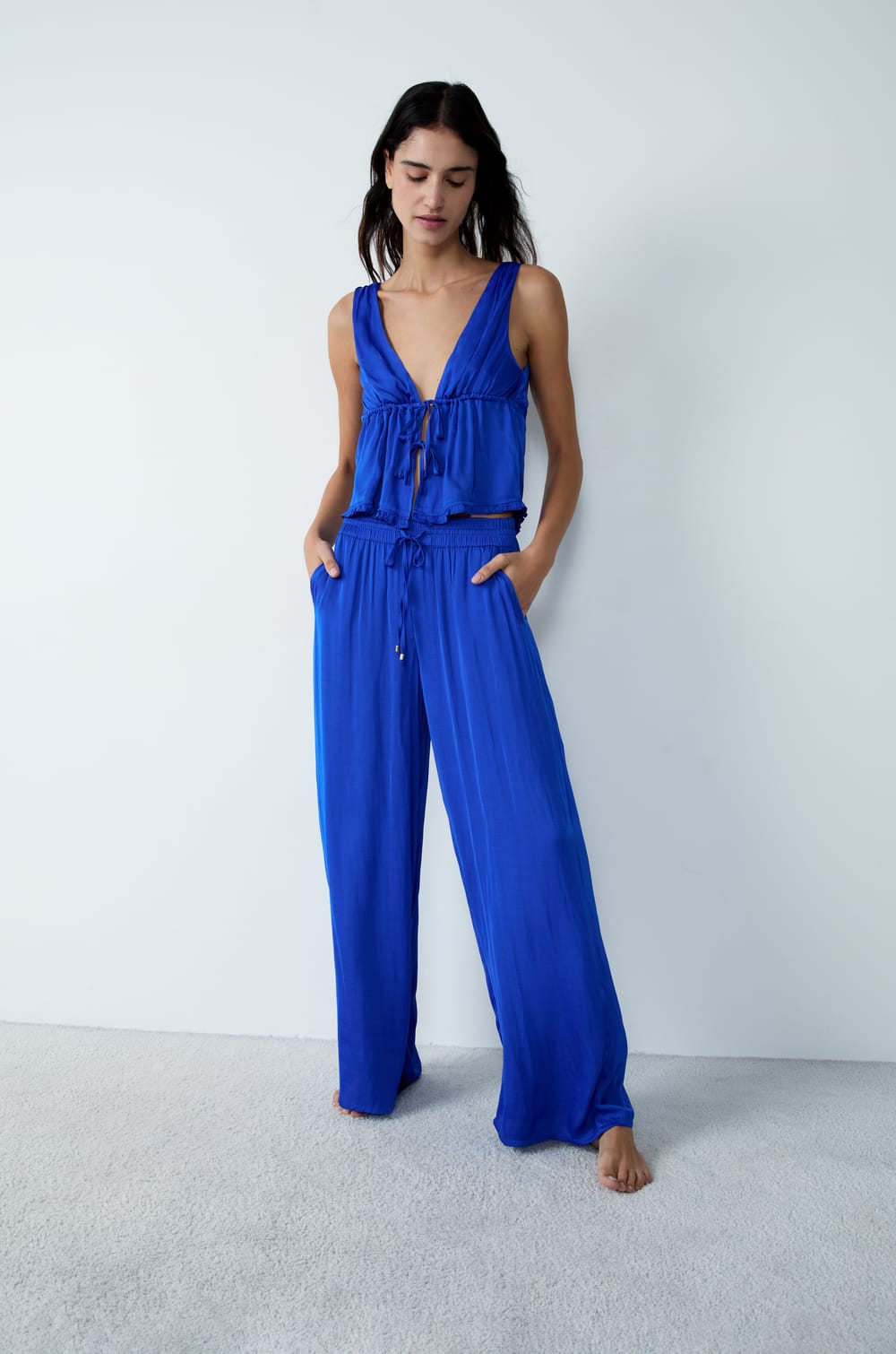 Wide-leg satin trousers;${refinementColor}