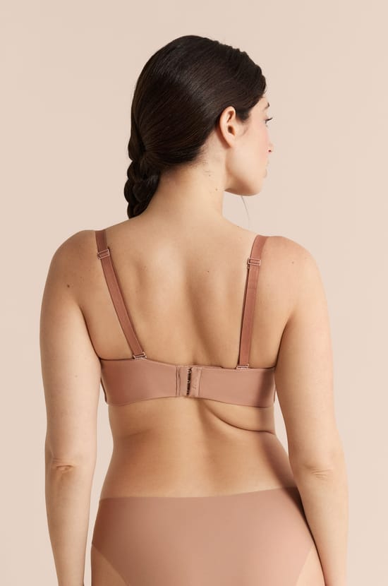 Strapless lightly lined bra with removable straps, cup C-E;${refinementColor}