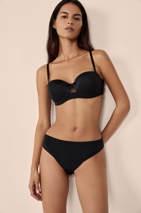 Tanga en microfibre satin&eacute;;${refinementColor}