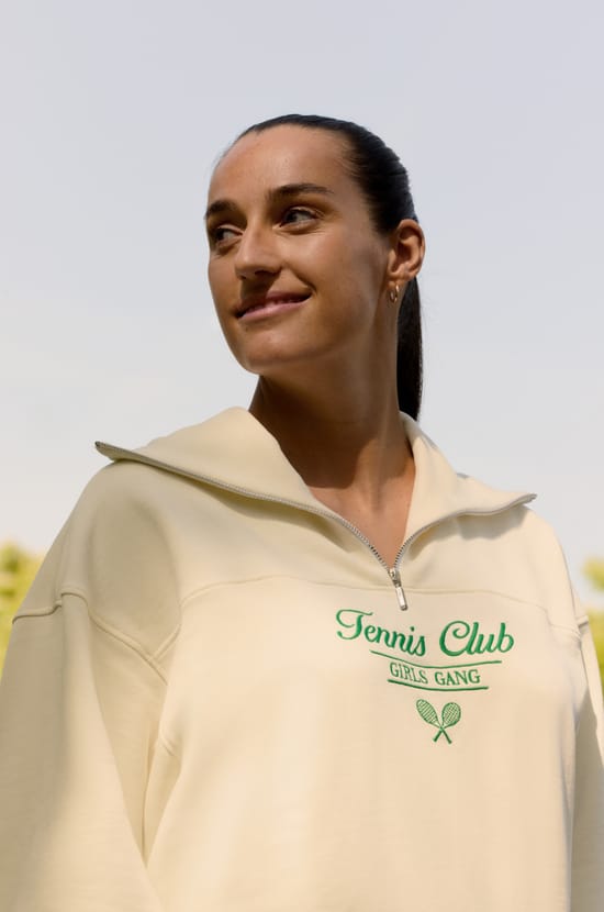 Sweatshirt en coton avec &eacute;criture "tennis club";${refinementColor}