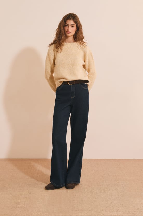 Pull col rond avec laine;${refinementColor}
