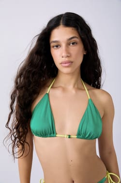 Top bikini triangular detalle perla;${refinementColor}