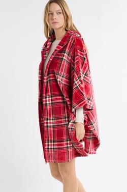 Sleeveless Fleece Poncho;${refinementColor}