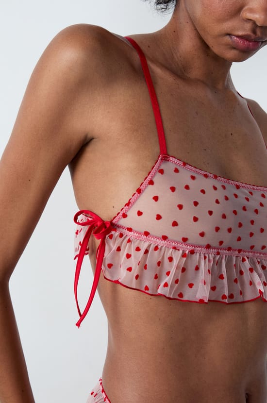 Brassière en tulle coeurs;${refinementColor}