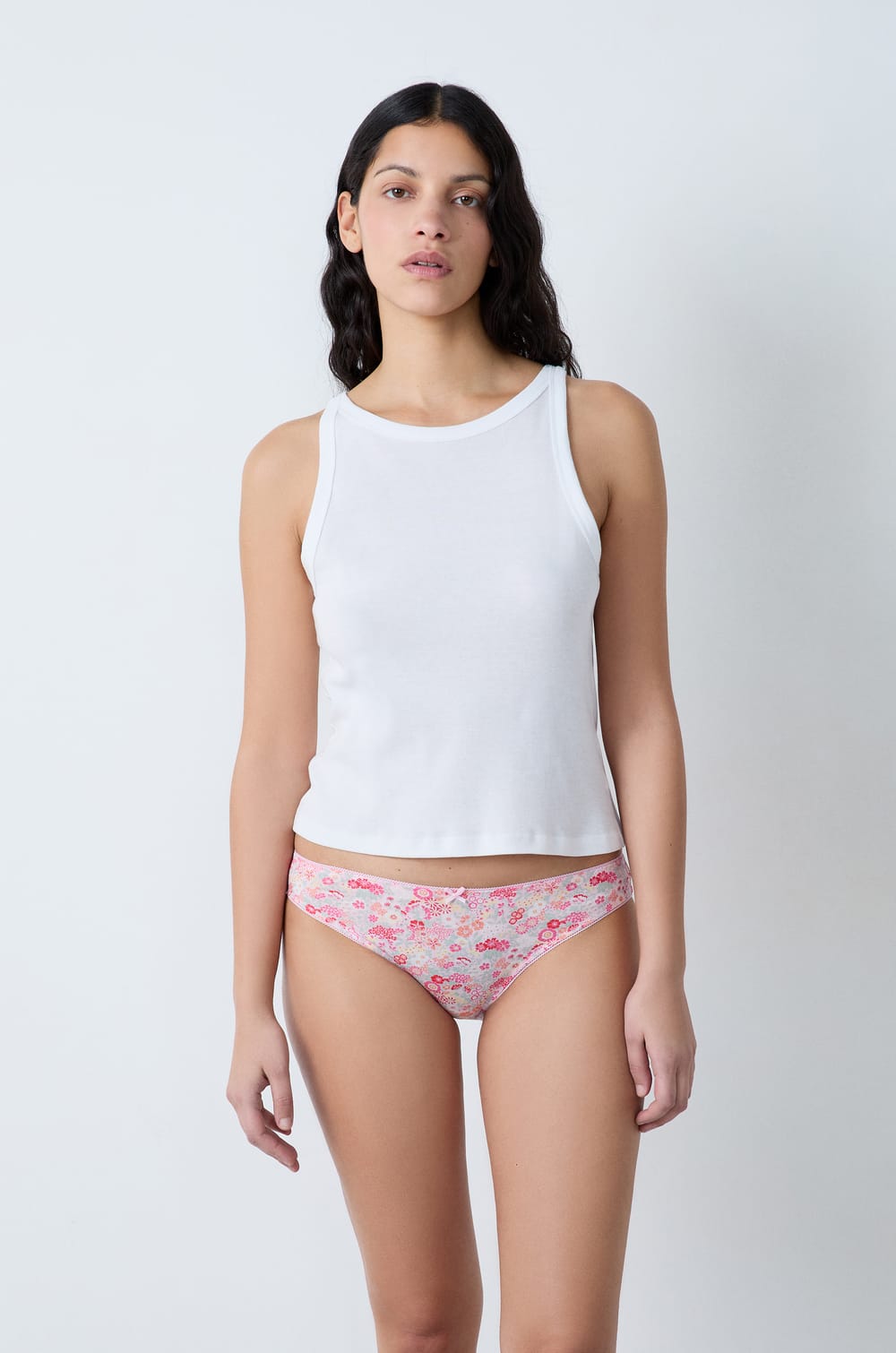 3-Pack of Cotton Briefs;${refinementColor}