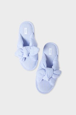 Chaussons tongs à rayures;${refinementColor}