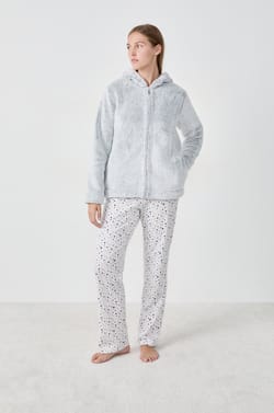 Pijama de 3 piezas;${refinementColor}