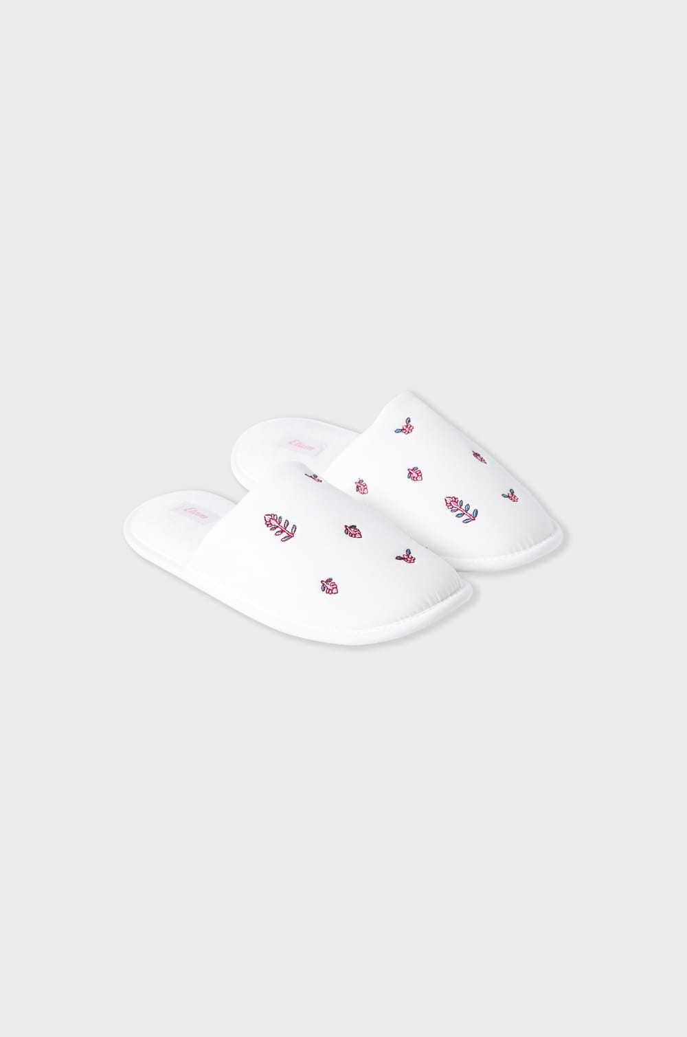 Mule slippers with patterns;${refinementColor}