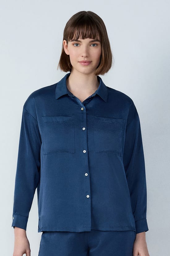 Chemise de pyjama manches longues satinée;${refinementColor}
