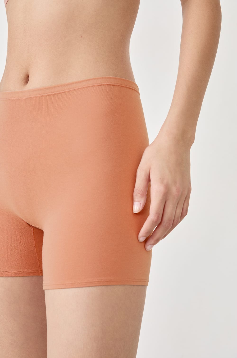 Organic cotton stretch cycling shorts;${refinementColor}