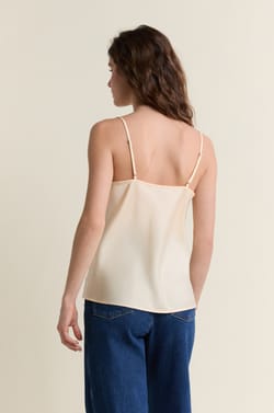 Caraco satin&eacute;;${refinementColor}