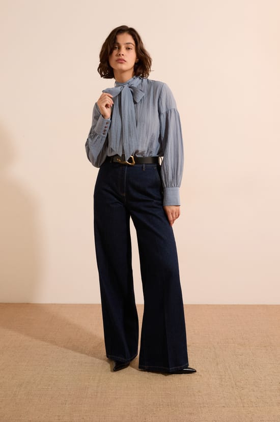 Chemise avec lien &agrave; nouer;${refinementColor}