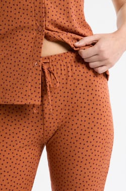 Pantal&oacute;n de pijama con estampado de corazones;${refinementColor}