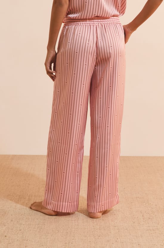 Pantalon satin&eacute; &agrave; rayures;${refinementColor}