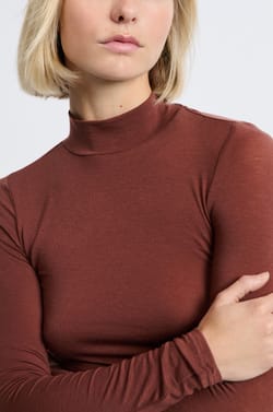 T-shirt manches longues col montant avec laine;${refinementColor}