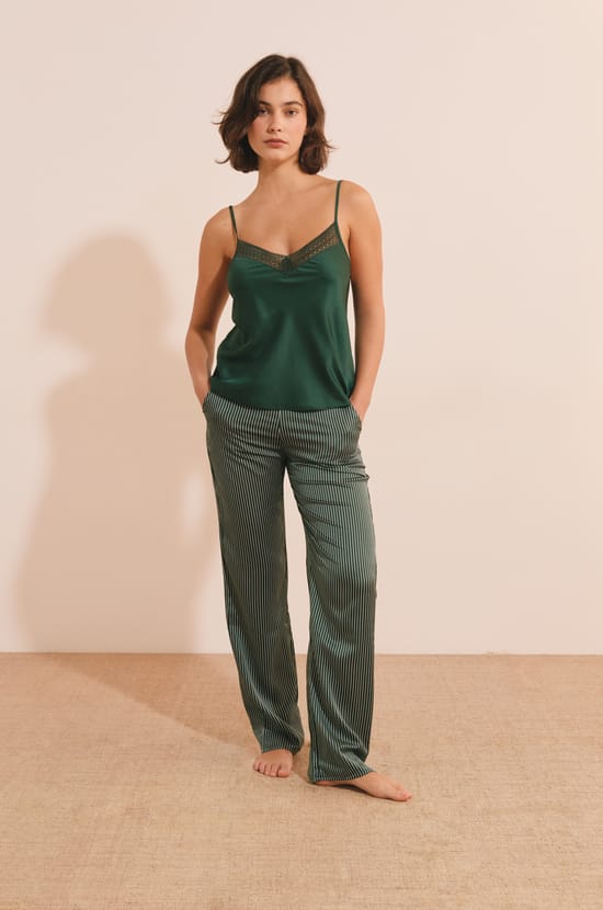 Ensemble de pyjama 3 pi&egrave;ces;${refinementColor}