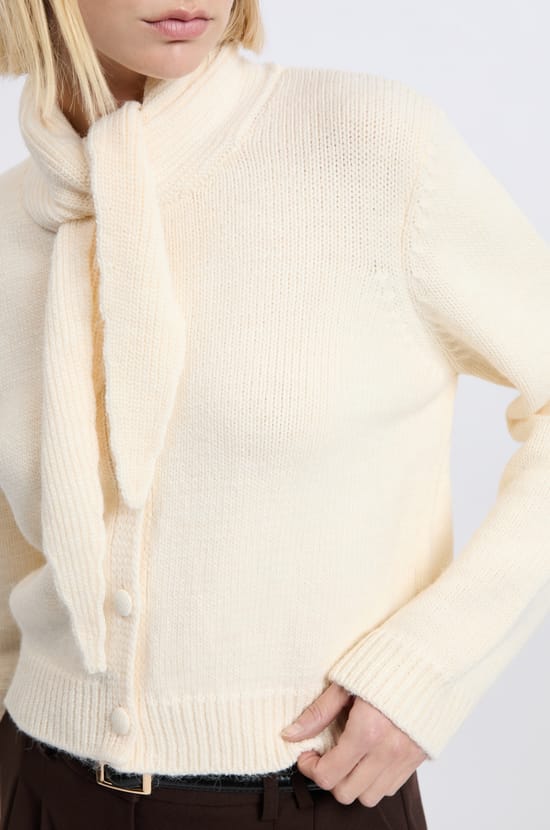 Gilet à nouer ;${refinementColor}