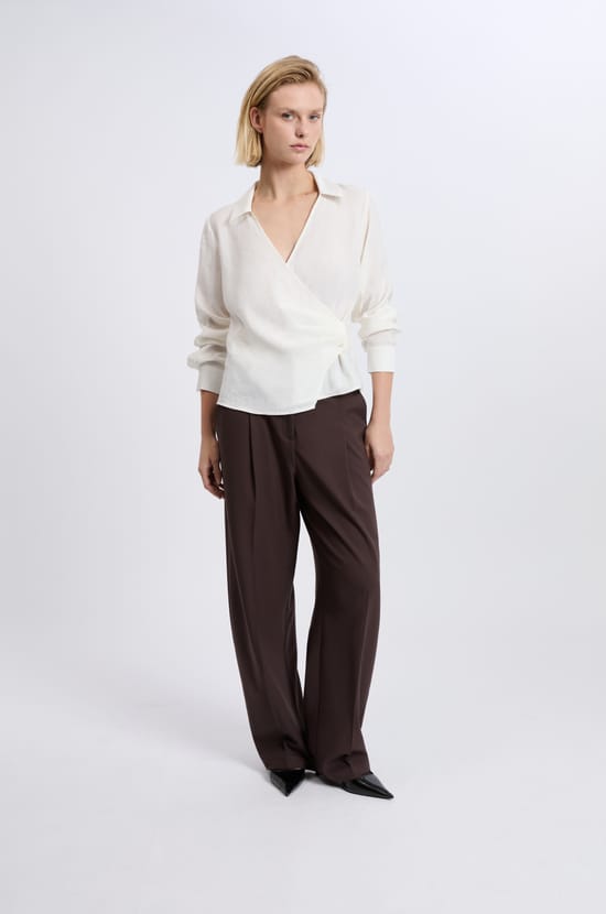 Pantalon large droit;${refinementColor}