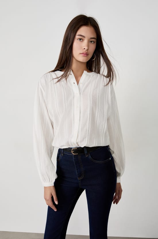 Camisa de manga larga con bordados;${refinementColor}