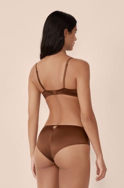 Wireless Triangle Bra;${refinementColor}