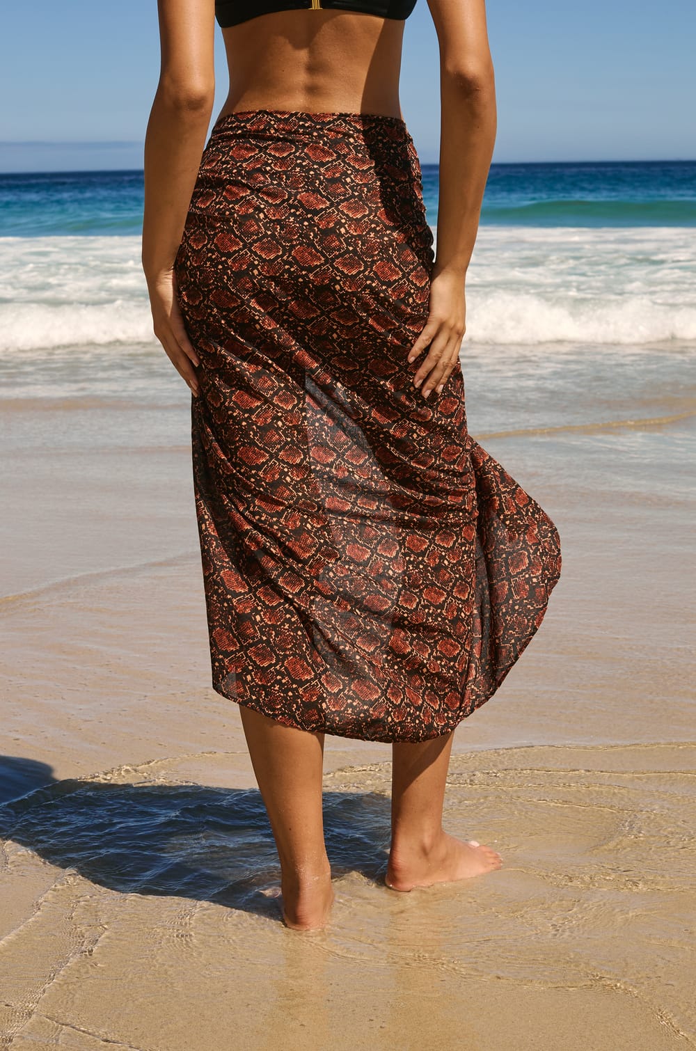 Par&eacute;o en coton &agrave; imprim&eacute; python &agrave; nouer;${refinementColor}