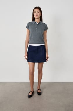 Jupe courte en jean;${refinementColor}