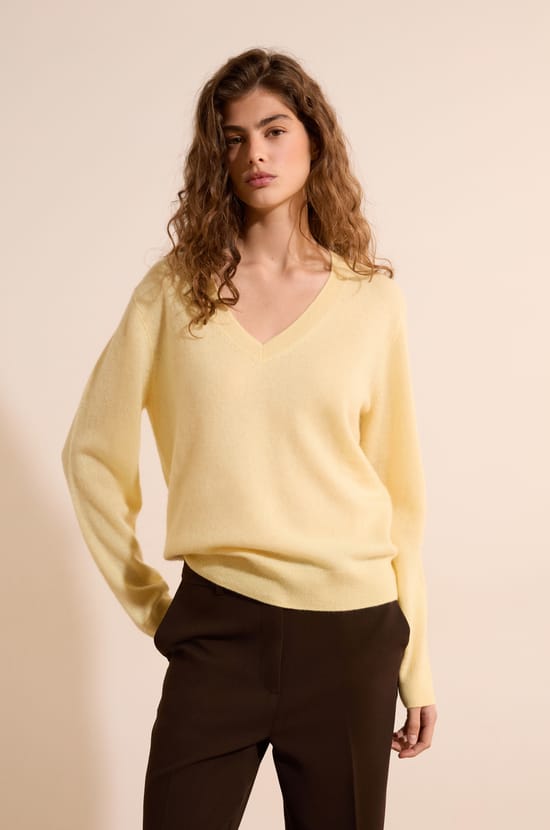 Pull col V 100% cachemire;${refinementColor}