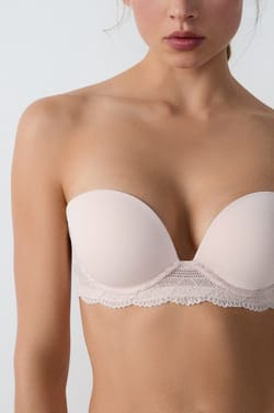 Bra Push up bandeau, tirantes extraibles;${refinementColor}