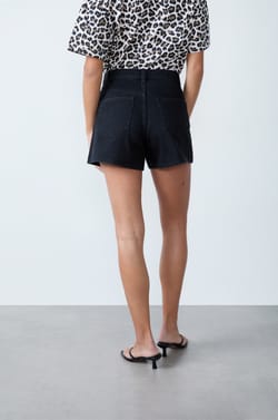 Short en jean;${refinementColor}