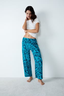 Pantalón de pijama estampado;${refinementColor}