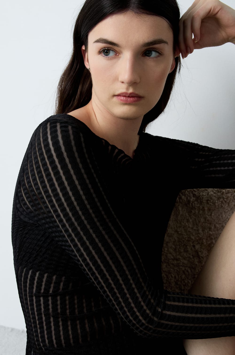 Long-sleeved top with transparent stripes;${refinementColor}