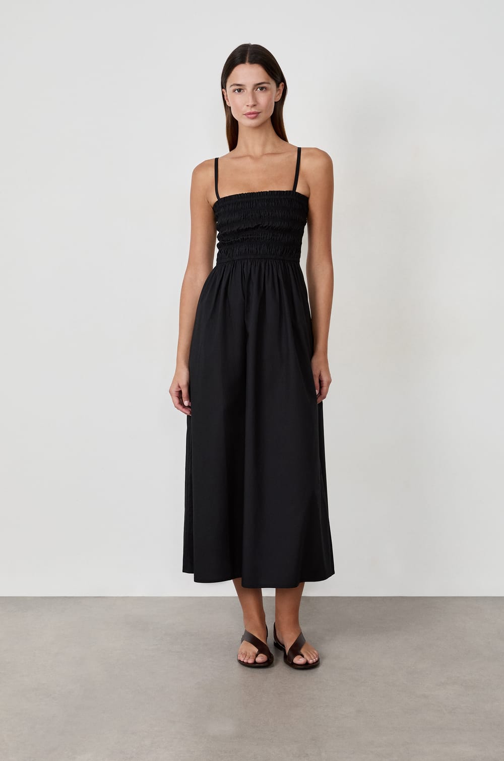 Robe longue manches courtes;${refinementColor}