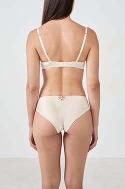Hipster en dentelle;${refinementColor}