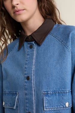 Denim jacket with contrasting collar;${refinementColor}