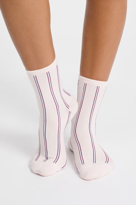Patterned socks with cotton;${refinementColor}