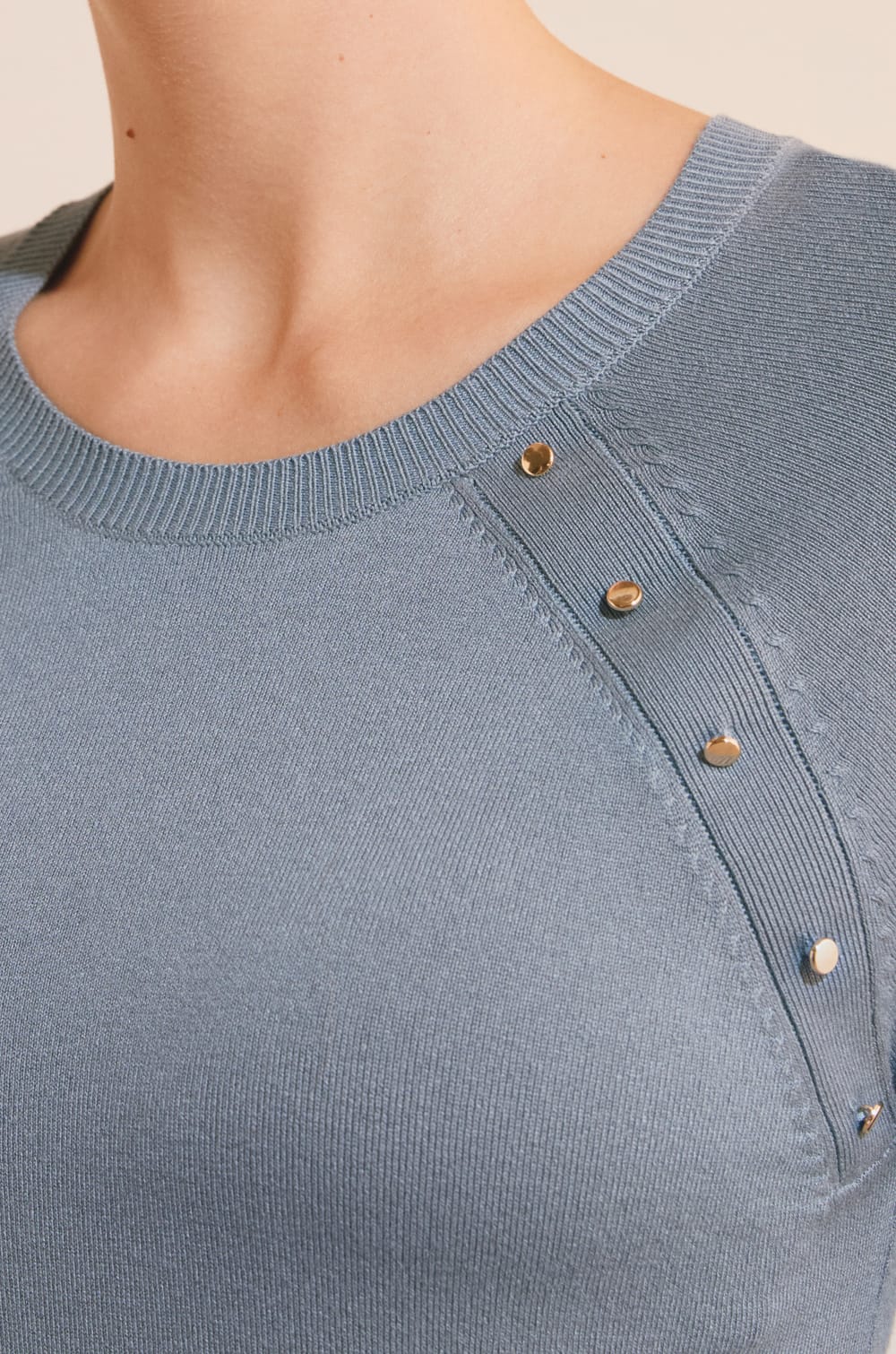 Pull manches mi-longues &agrave; col rond;${refinementColor}