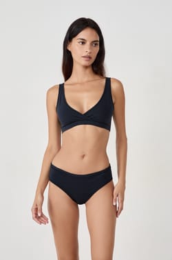 Organic Cotton Stretch Hipster;${refinementColor}