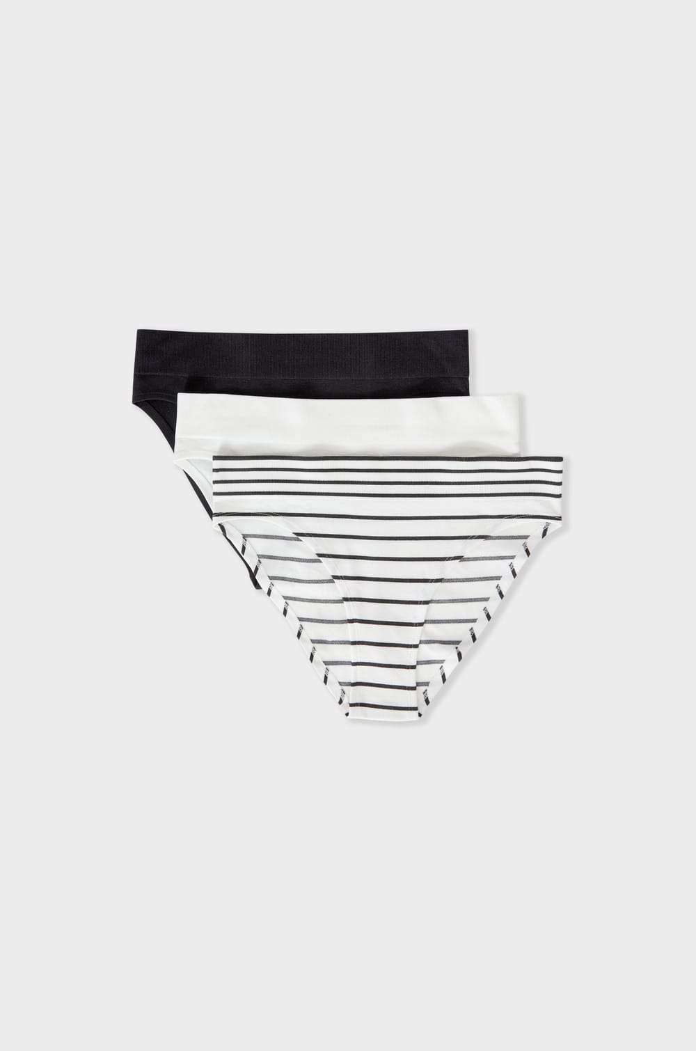 3-Pack Cotton Briefs;${refinementColor}