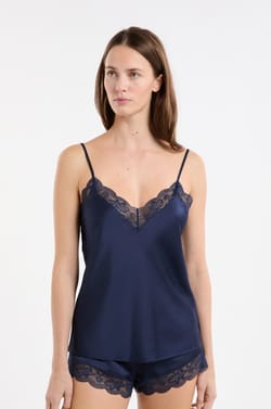 Caraco satin&eacute; d&eacute;tails dentelle;${refinementColor}