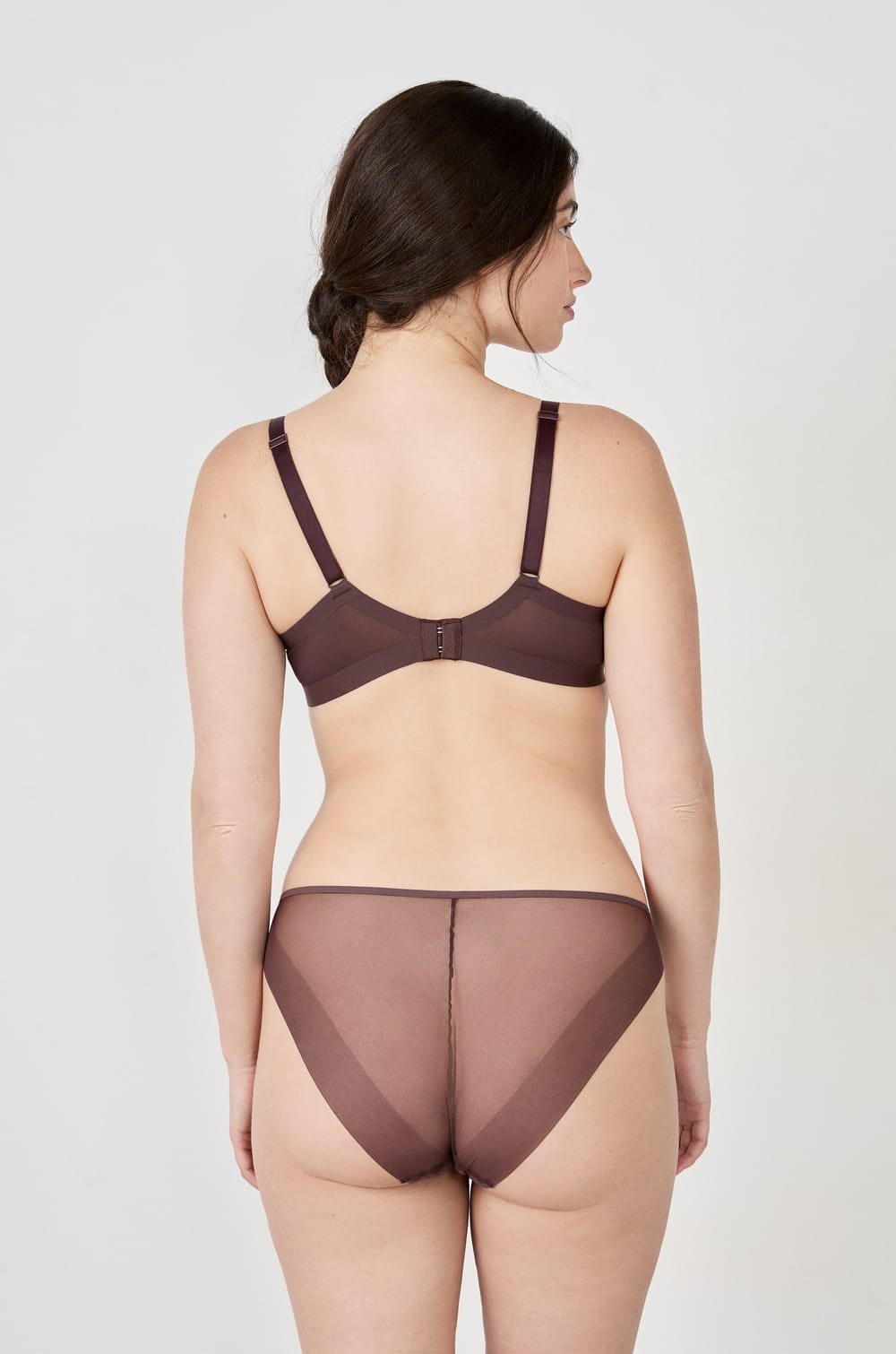 Soutien-gorge coques fines en tulle;${refinementColor}