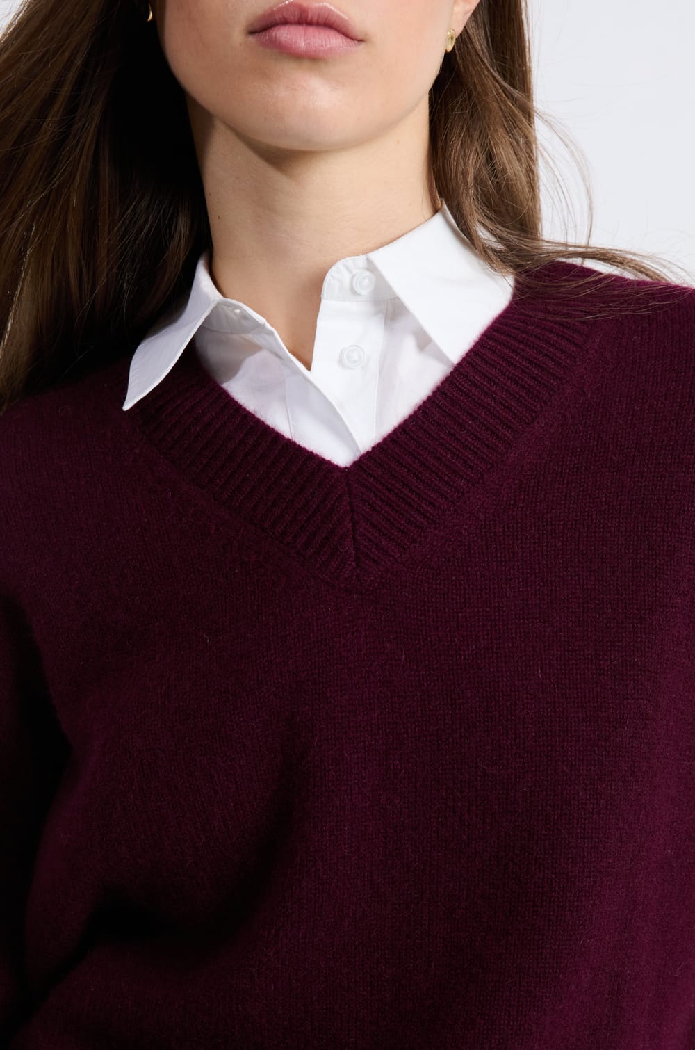 Pull col V en cachemire;${refinementColor}